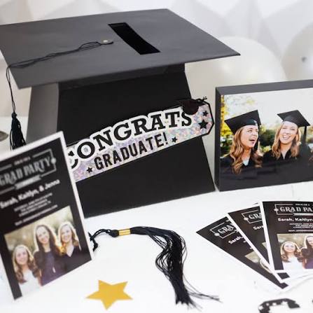 Graduation celebration decor preview