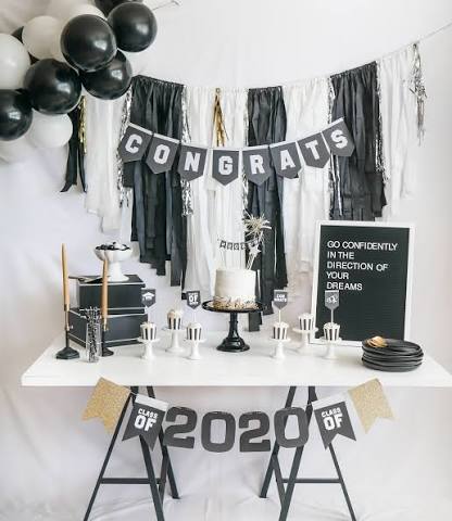 Graduation celebration decor